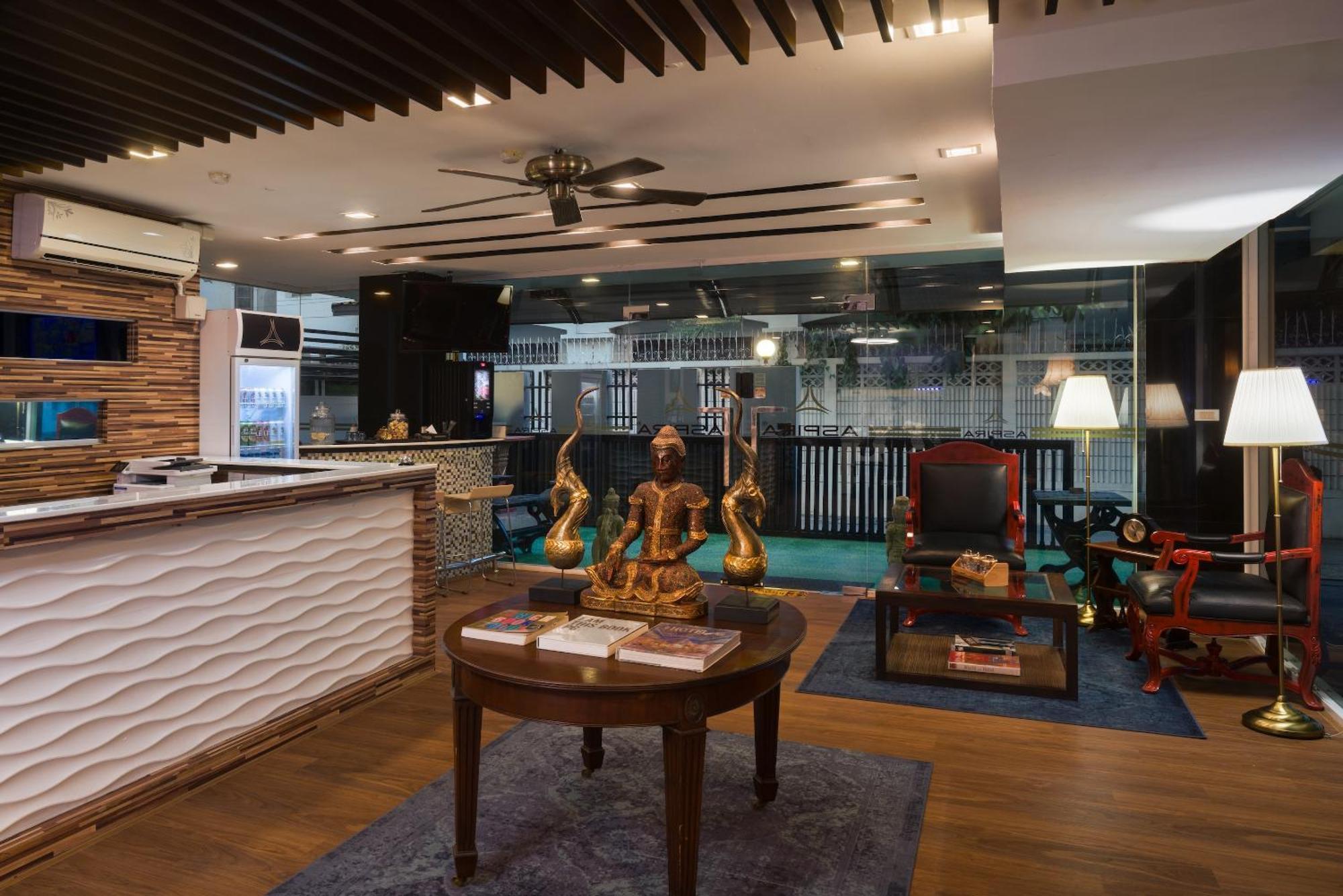Aspira Suites Sukhumvit 20 Bangkok Luaran gambar