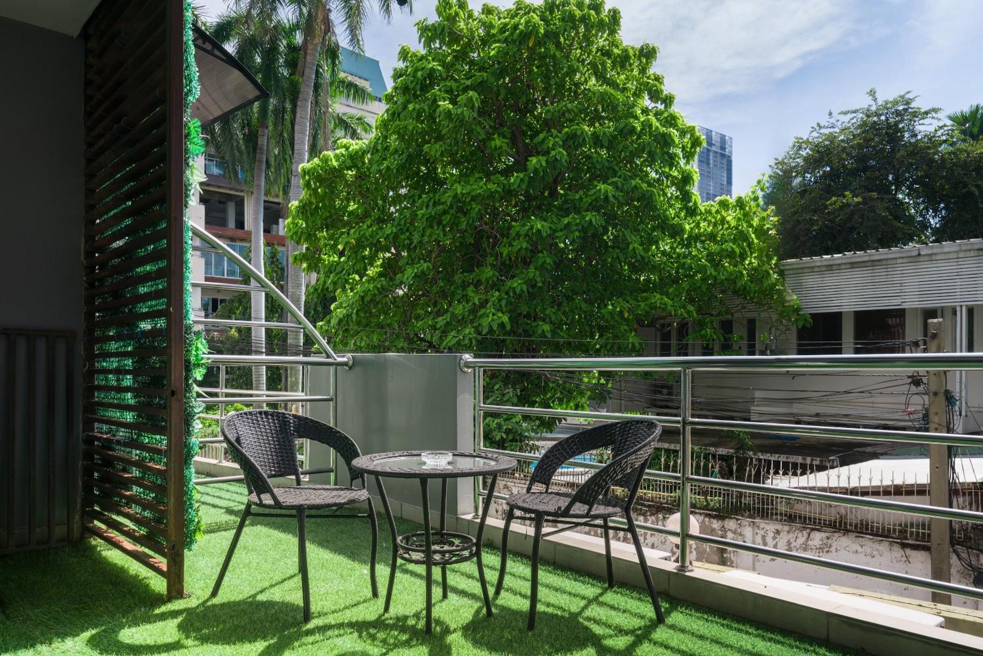 Aspira Suites Sukhumvit 20 Bangkok Luaran gambar