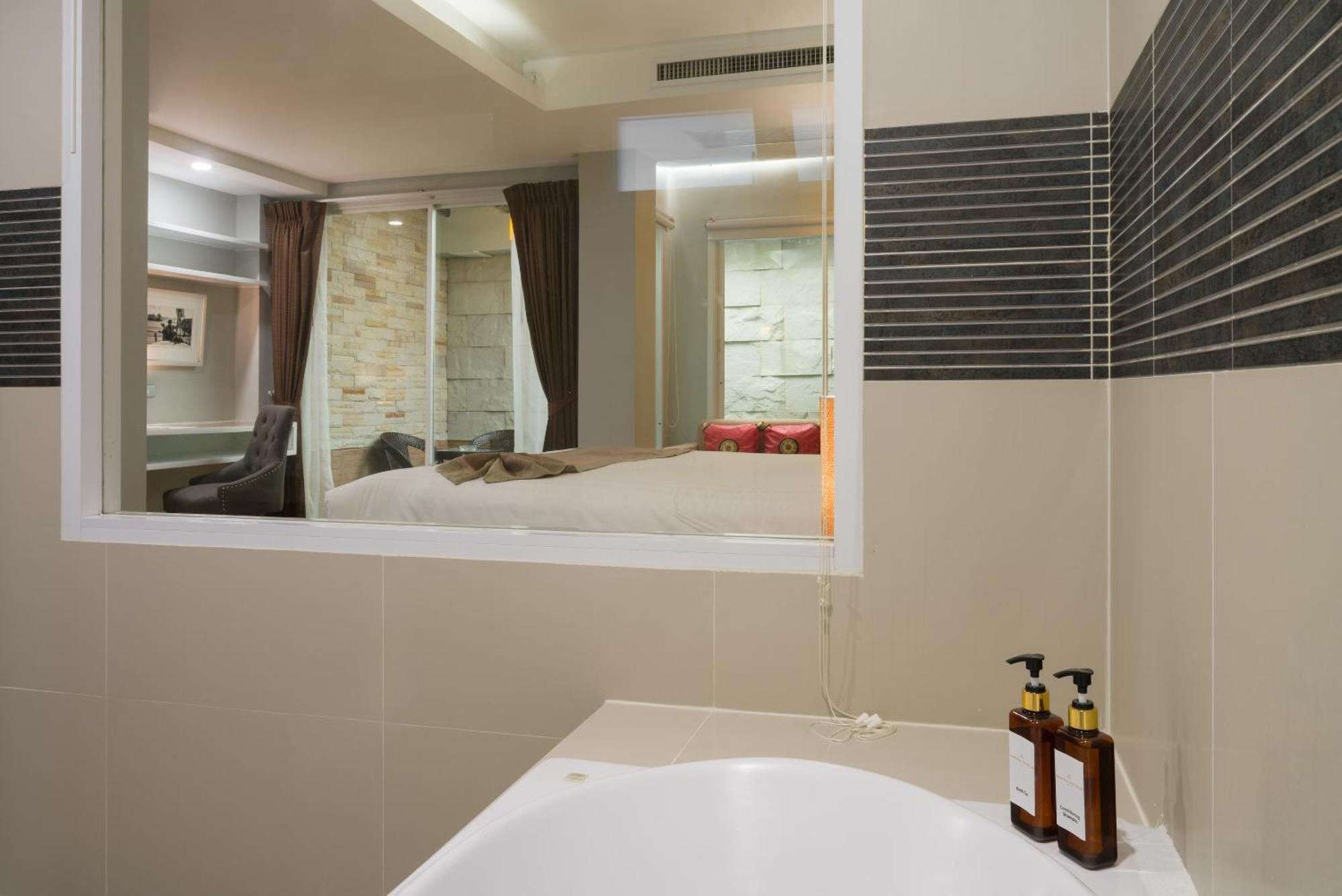 Aspira Suites Sukhumvit 20 Bangkok Luaran gambar