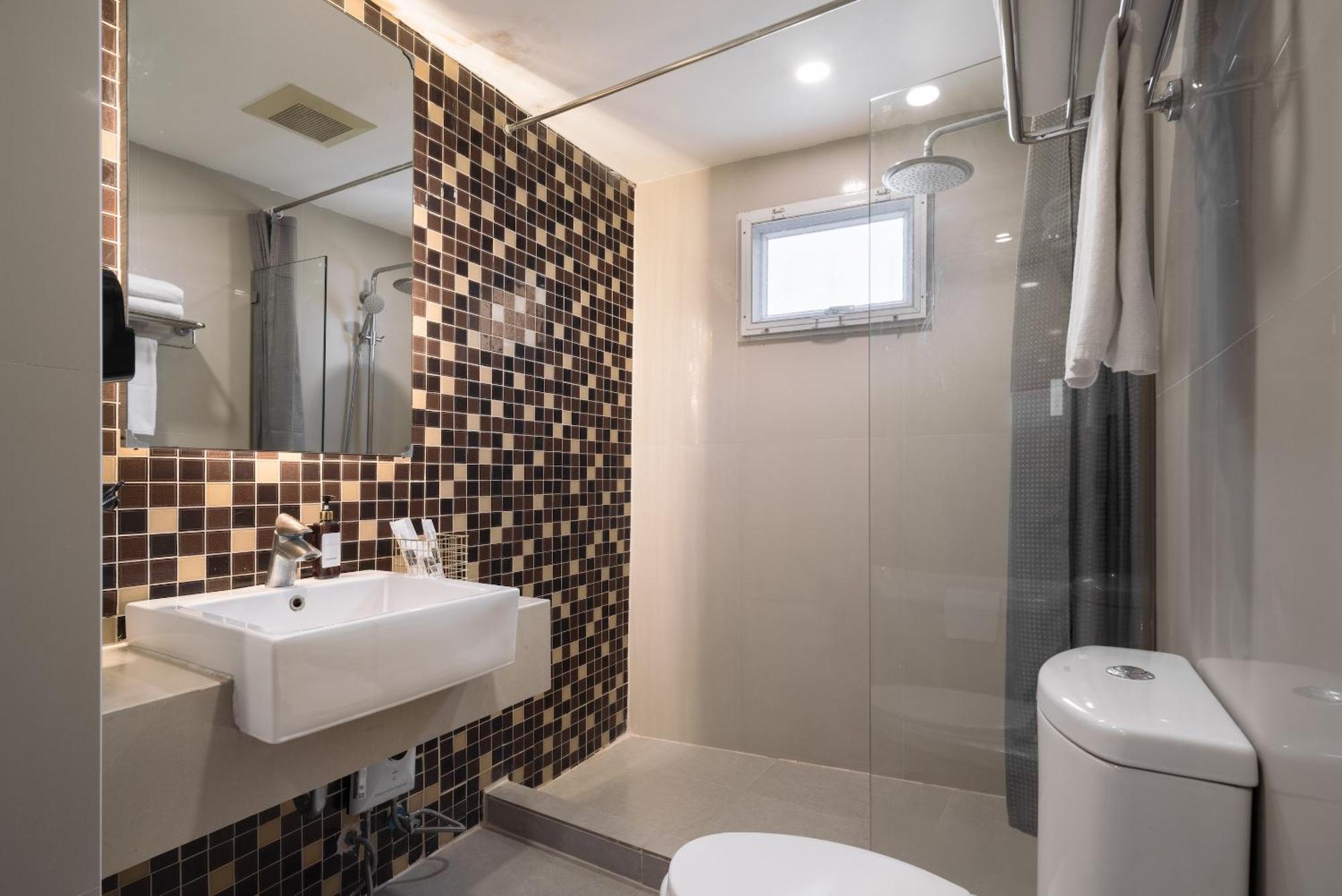 Aspira Suites Sukhumvit 20 Bangkok Luaran gambar
