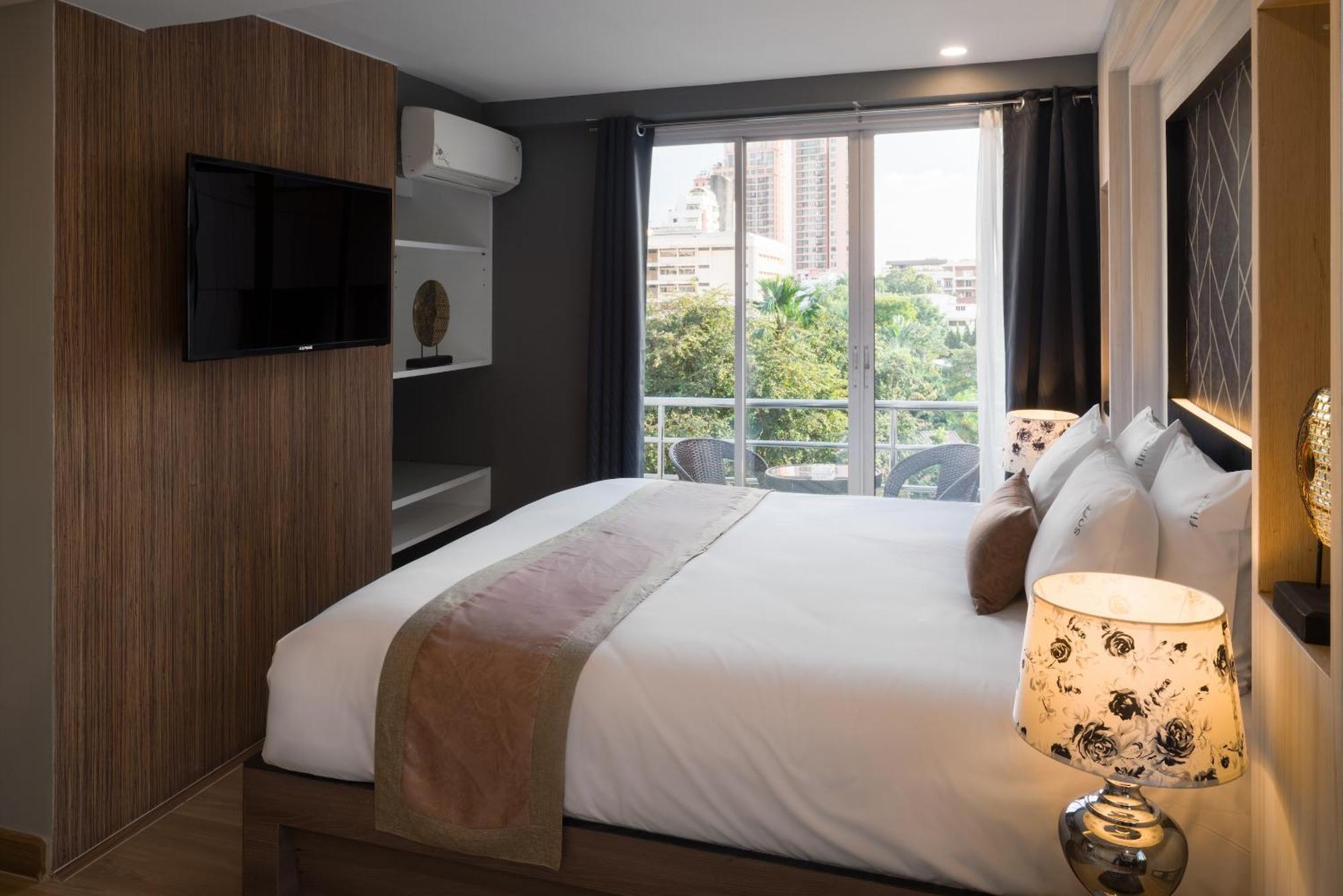 Aspira Suites Sukhumvit 20 Bangkok Luaran gambar
